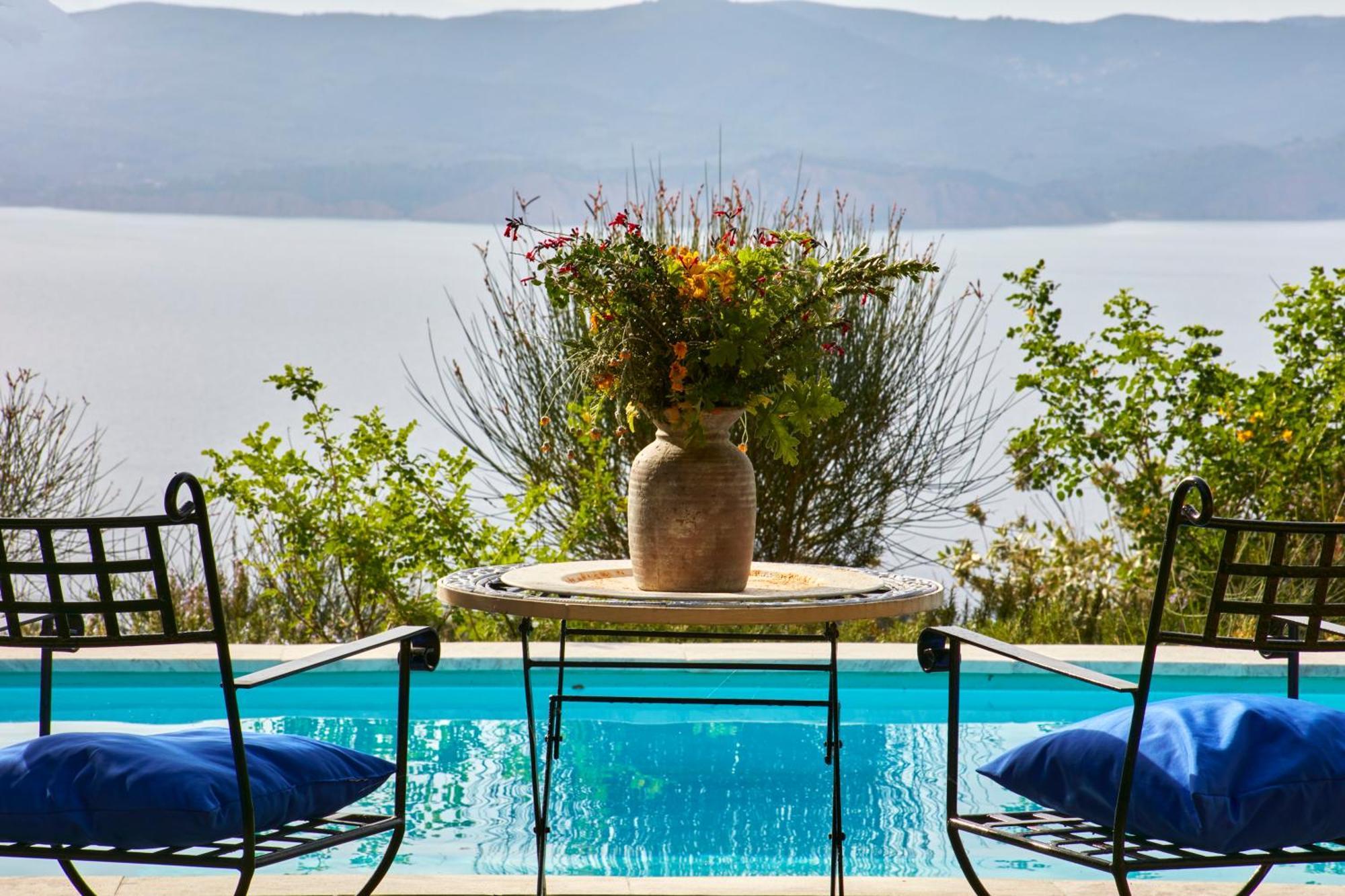 Luxury Villa In Kechria Exterior foto